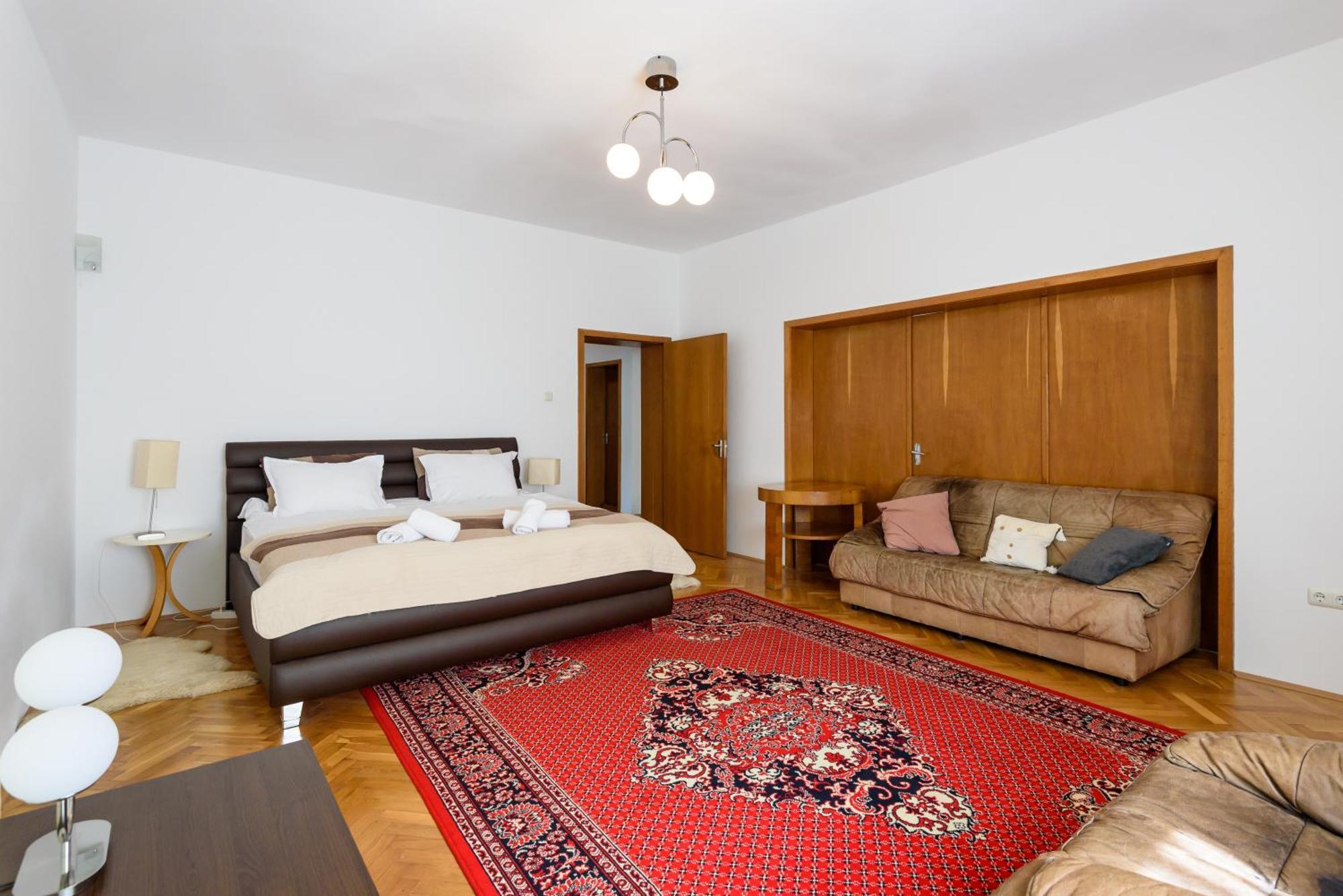 Casa Cu Cires Brasov Διαμέρισμα Εξωτερικό φωτογραφία